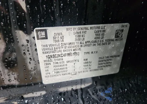 2015 Chevrolet Suburban C1500 Lt z USA, uszkodzony, nr VIN 1GNSCJKC4FR651060